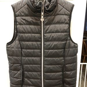 Guess lightweight vest